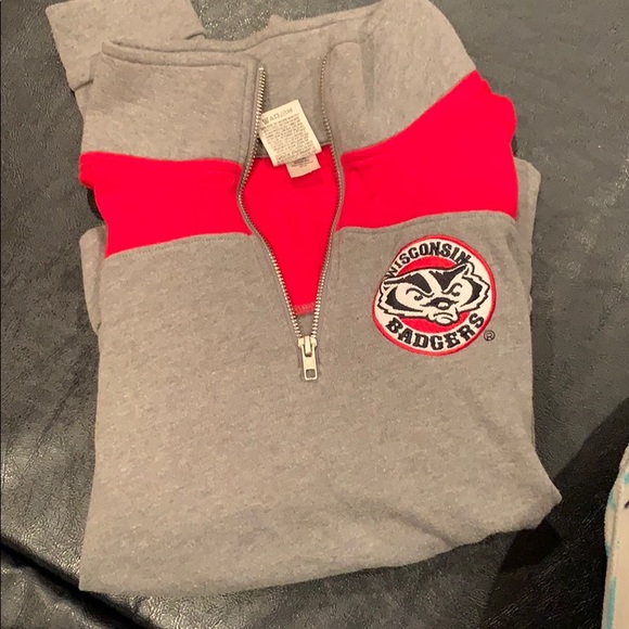 PINK Wisconsin badgers quarter zip-up - Picture 3 of 3